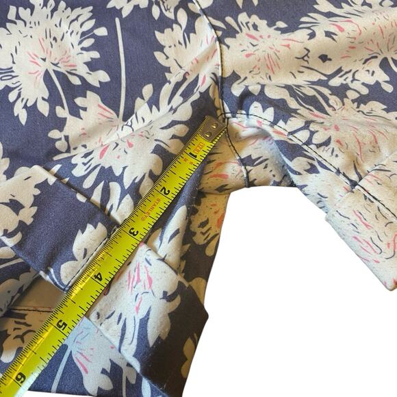 Dear John Floral Chino Cotton Blend Shorts Size 30 - Picture 4 of 10